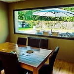 فيلة Maison Dans La Foret *